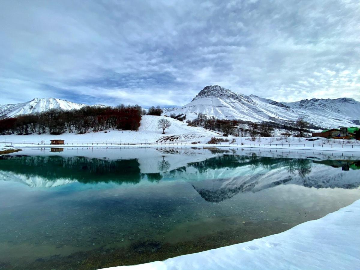 Вілла Authentique Grange Savoyarde Альб'є-Монрон Екстер'єр фото